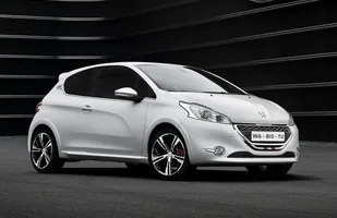 Peugeot 208 GTI już w Polsce. Znamy cenę — zdjęcie 6