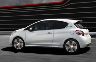 Peugeot 208 GTI już w Polsce. Znamy cenę — zdjęcie 7