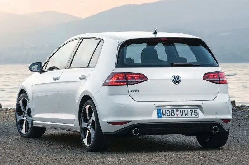 Volkswagen Golf GTI