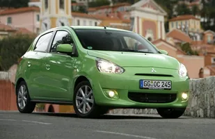 Nowość: Mitsubishi Attrage. Atrakcyjny? — zdjęcie 2