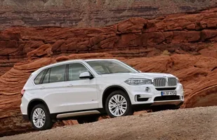 Całkiem nowe BMW X5 — zdjęcie 11