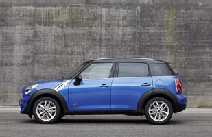 Nowe modele Mini z napędem All4 — zdjęcie 3