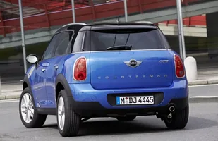 Nowe modele Mini z napędem All4 — zdjęcie 8