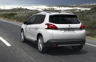 Peugeot 2008 wjeżdża do Polski. Znamy ceny — zdjęcie 7