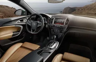 Opel Insignia po liftingu — zdjęcie 3