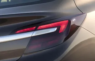 Opel Insignia po liftingu — zdjęcie 7