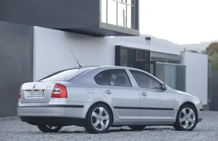 Używane: Skoda Octavia II — zdjęcie 8
