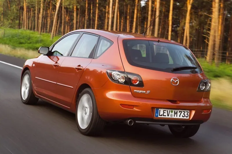 Mazda 3 hatchback, rok 2003