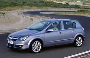 Używane: Opel Astra III (H) — zdjęcie 2