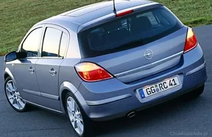 Używane: Opel Astra III (H) — zdjęcie 4