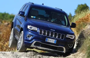 Nowy Jeep w cenie mieszkania — zdjęcie 4