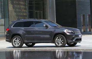 Nowy Jeep w cenie mieszkania — zdjęcie 5