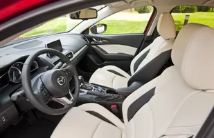 Nowa Mazda3 Sedan oficjalnie — zdjęcie 12