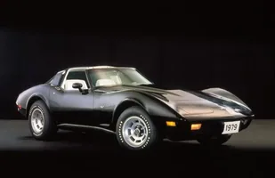 Chevrolet Corvette ma już 60 lat! — zdjęcie 9