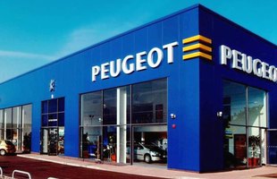 Peugeot i Citroen również zanotowały spadki sprzedaży