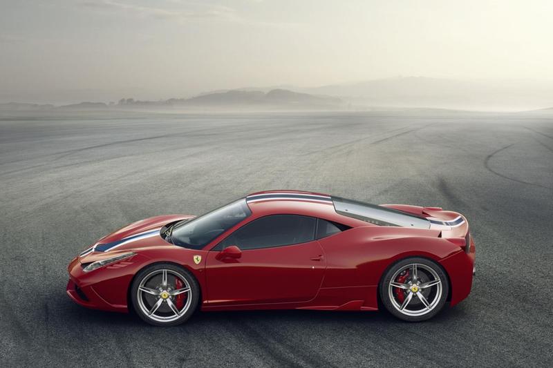 Bujając w obłokach: Ferrari 458 Speciale