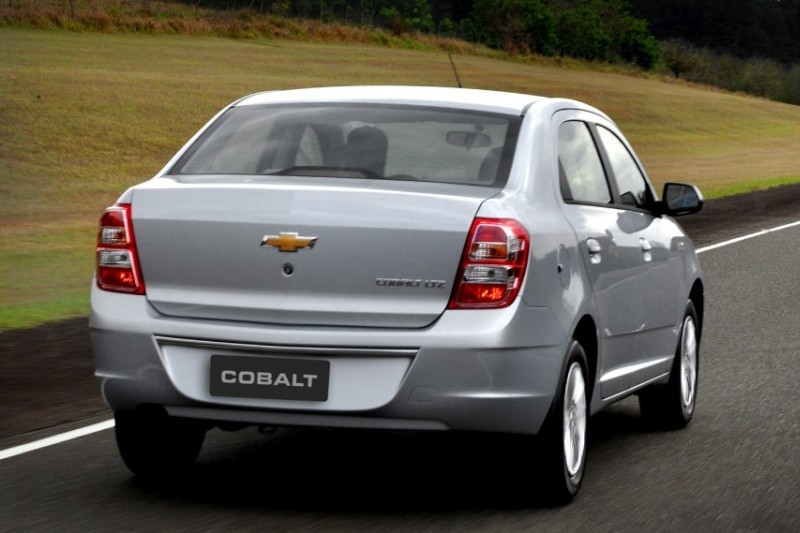 Cobalt. Nowy sedan Chevroleta