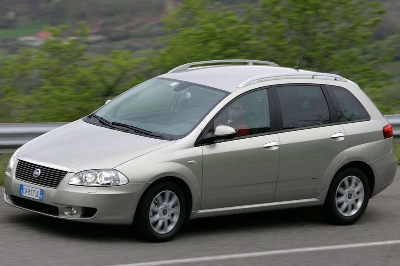 Fiat Croma, wersja sprzed liftingu (model roku 2005
