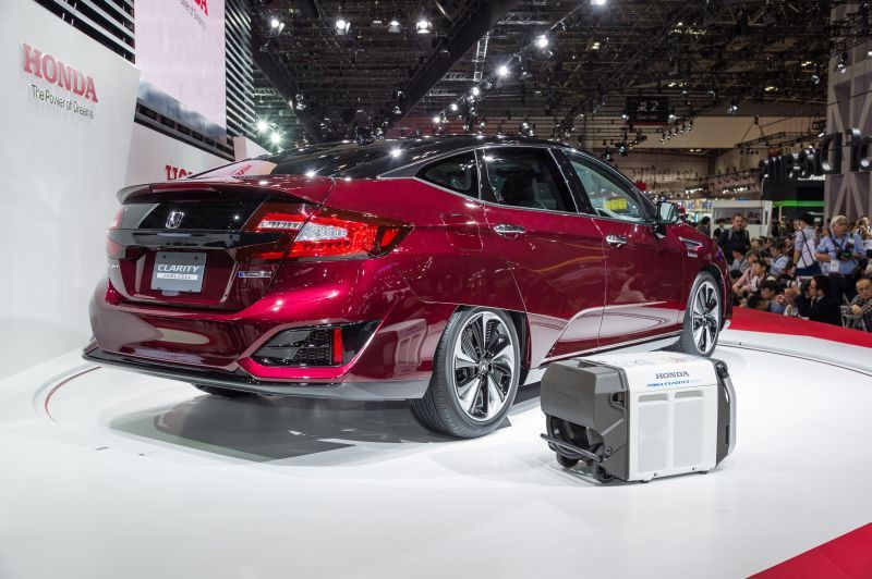 Honda Clarity Fuel Cell do produkcji!