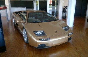 Zwiedzamy muzeum Lamborghini