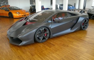 Zwiedzamy muzeum Lamborghini