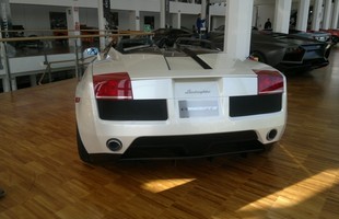 Zwiedzamy muzeum Lamborghini