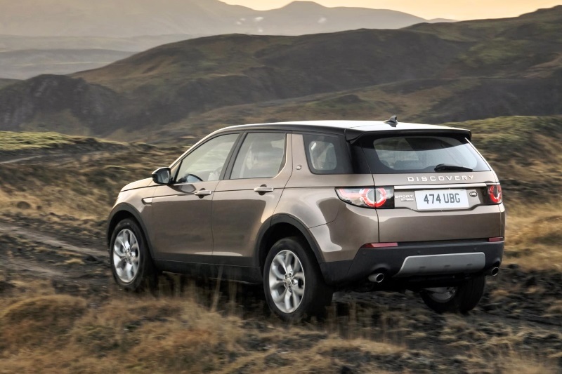 Land Rover Discovery Sport z nowymi silnikami