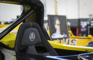 Lotus 3-Eleven oficjalnie