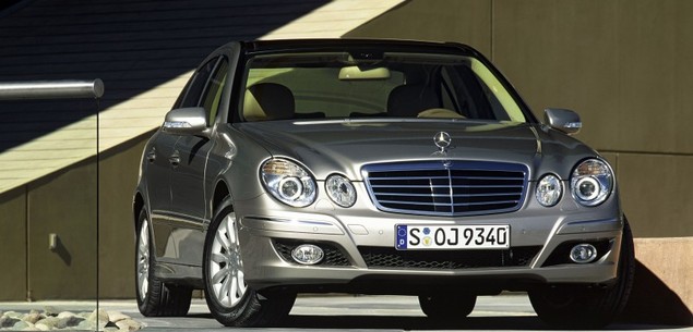 Mercedes E W211. Prestiż i... koszty