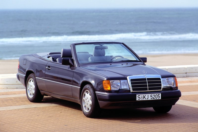 Mercedes klasy E Cabrio ma 25 lat