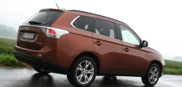 Mitsubishi Outlander III generacji