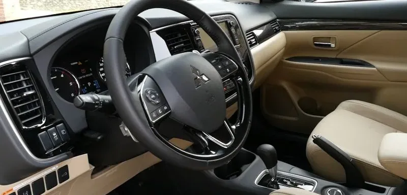 Mitsubishi Outlander PHEV