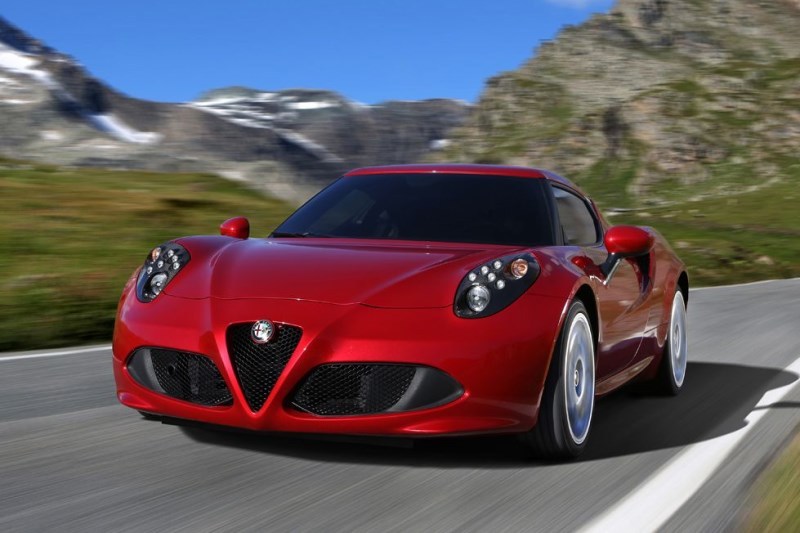 Nadjeżdża Alfa Romeo 4C!