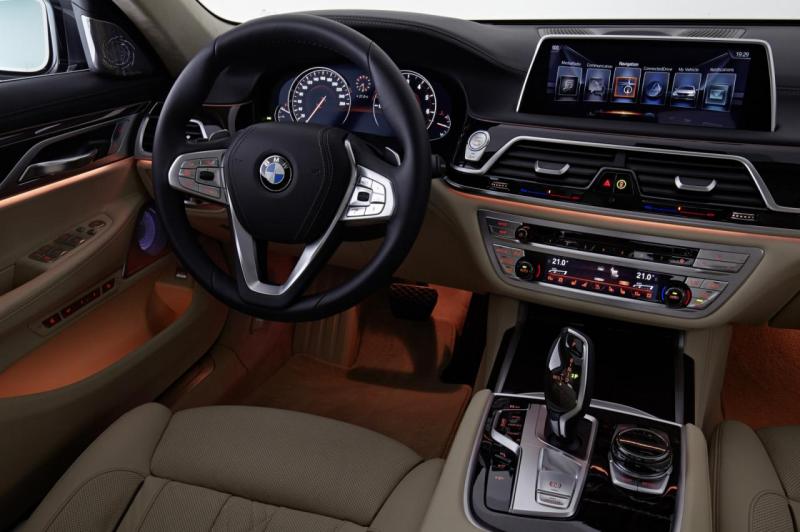 Nowe BMW 7 na zdjęciach