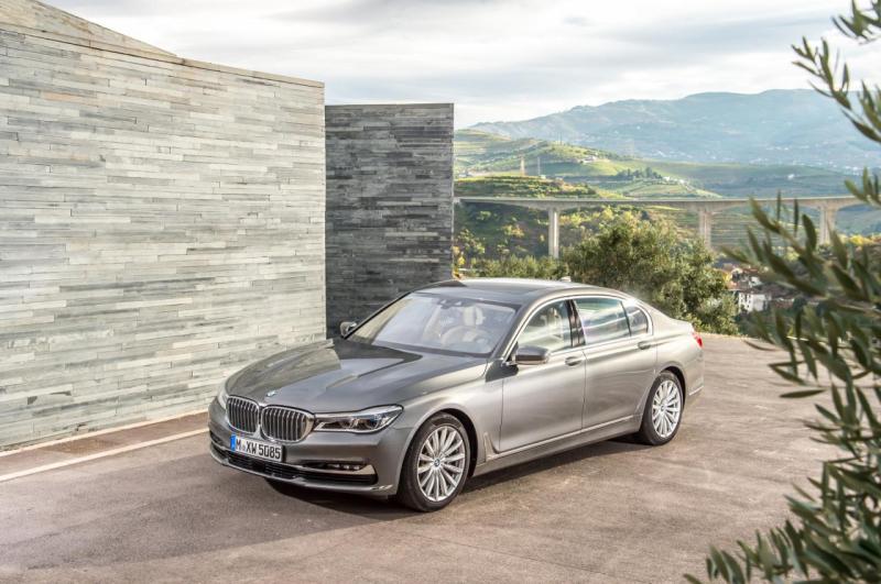 Nowe BMW 7 na zdjęciach