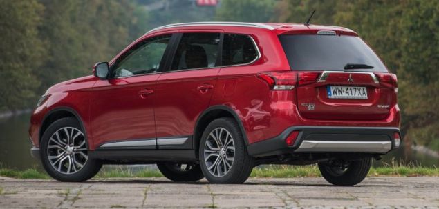Mitsubishi Outlander 2016