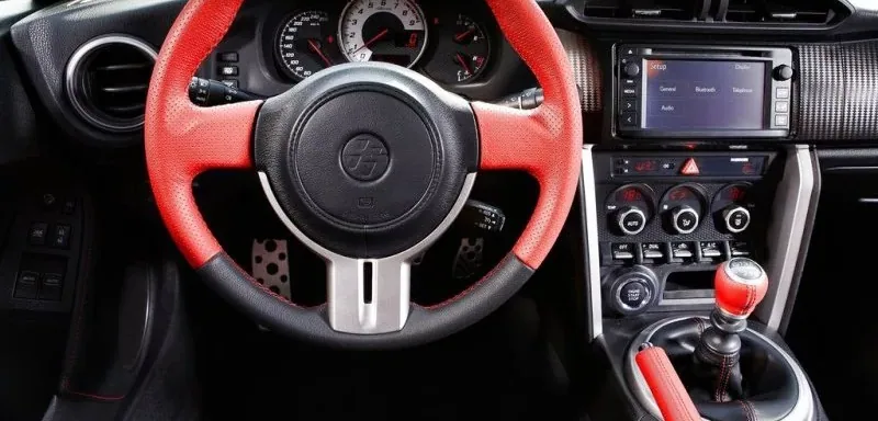 Wnętrze Toyoty GT 86