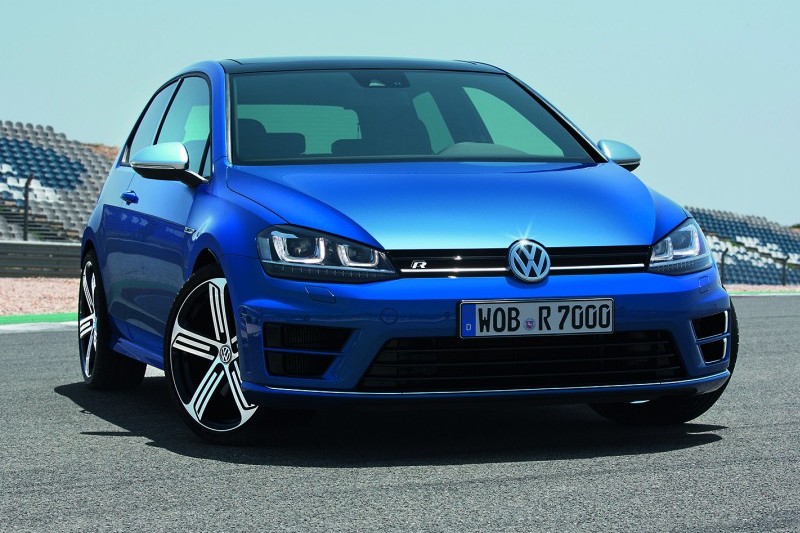 Oficjalnie: 300 KM i 380 Nm w Volkswagenie Golfie R