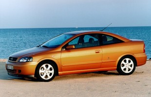 Opel Astra coupe