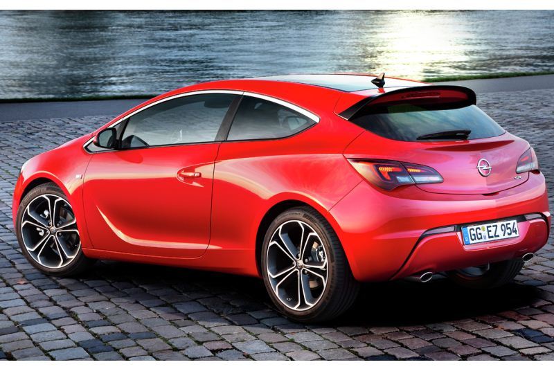 Opel Astra po liftingu. Z mocnym dieslem