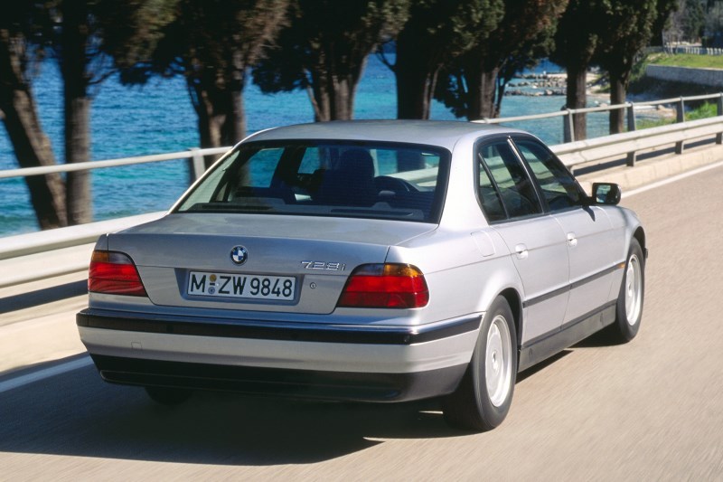Pięć generacji BMW serii 7