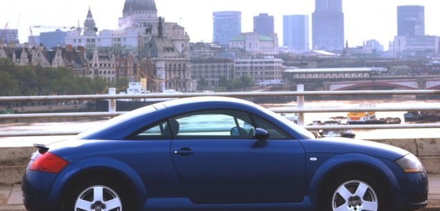 Audi TT I