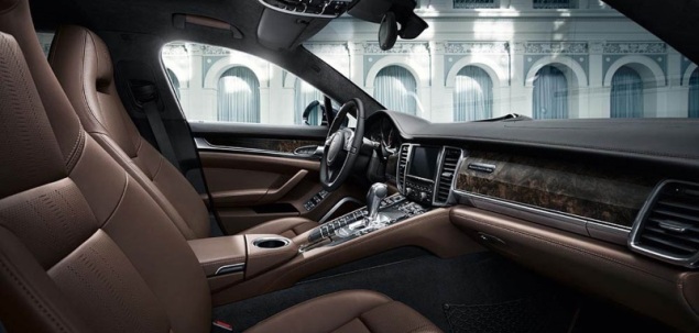 Porsche Panamera Exclusive