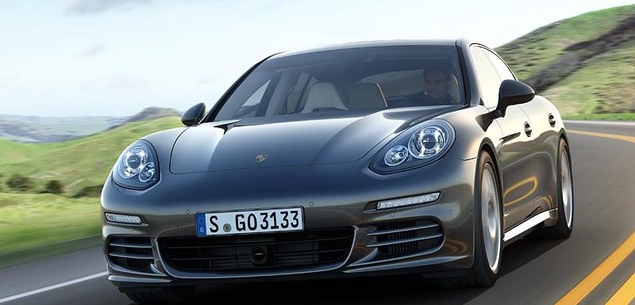 Porsche Panamera 4S