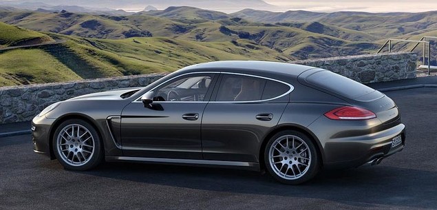 Porsche Panamera 4S