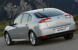 Renault Laguna liftback