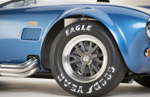 Shelby Cobra 427 50th Anniversary