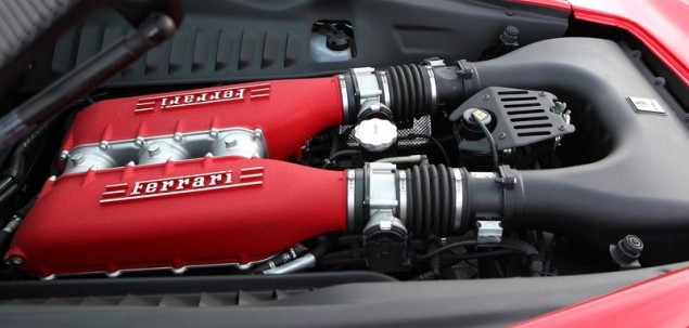 Silnik Ferrari 458 i pojemności 4,5 l