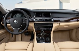 Wnętrze BMW serii 7 po liftingu