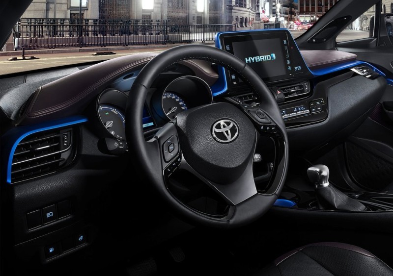 Toyota C-HR. Oto wnętrze!